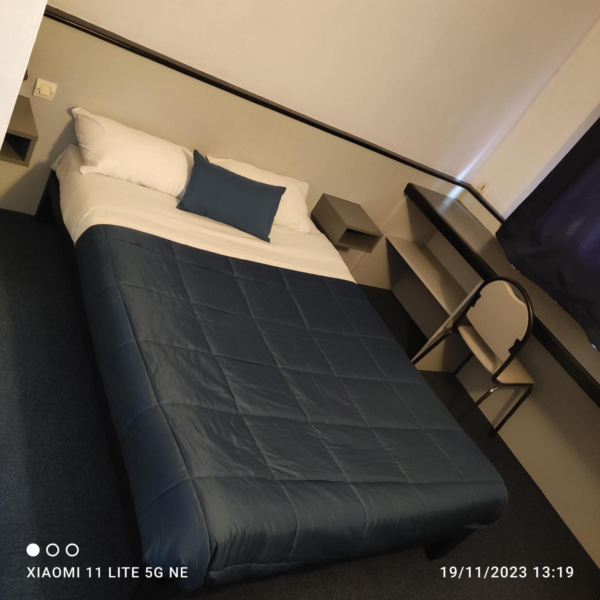 Enor Hotel - Guingamp Saint-Agathon Habitación foto